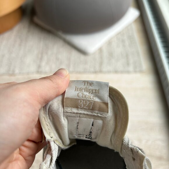 New Balance WS327SO Women Turtledove With Angora - Picture 5 of 8